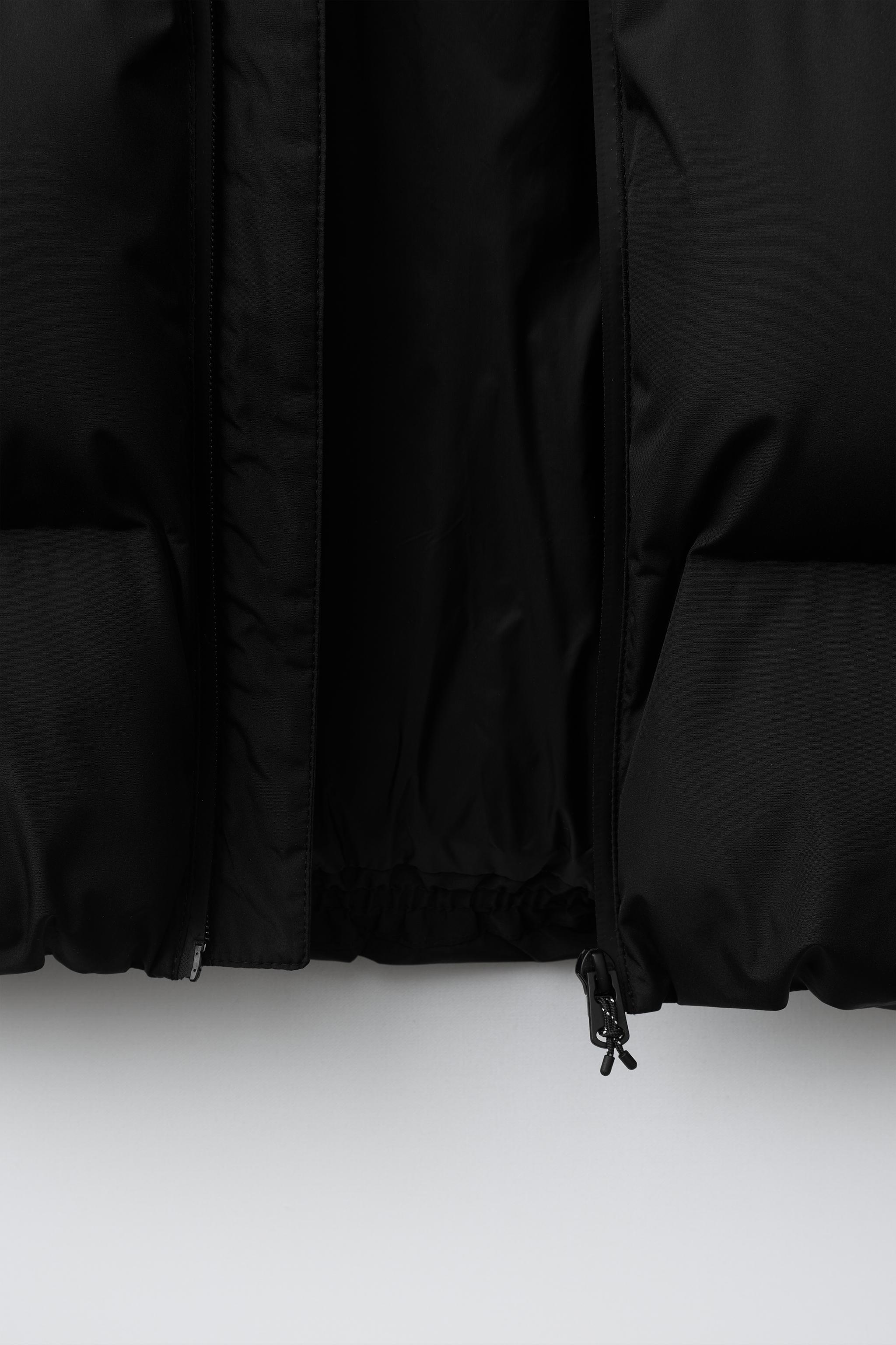 BLOUSON MATELASSÉ À CAPUCHE DÉPERLANT